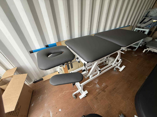 Pre-Owned Kor Innovations 5 Section Treatment Table